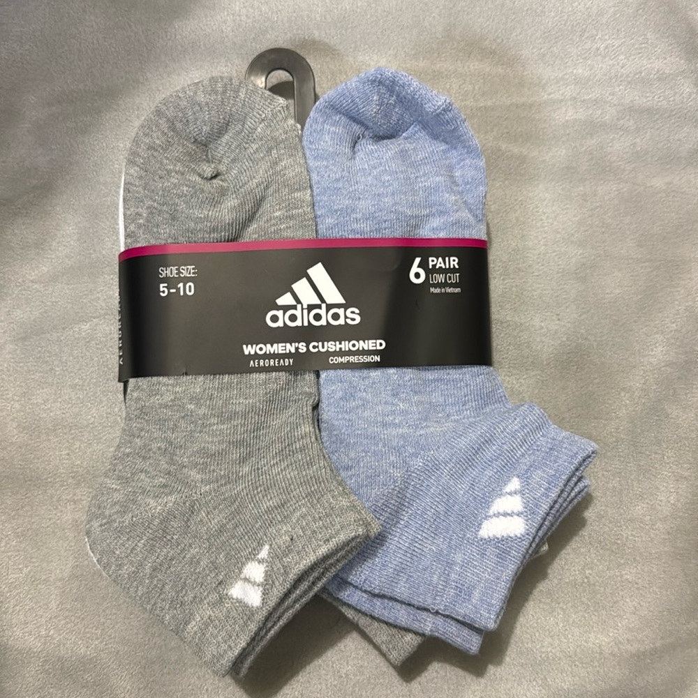 Women’s low cut socks